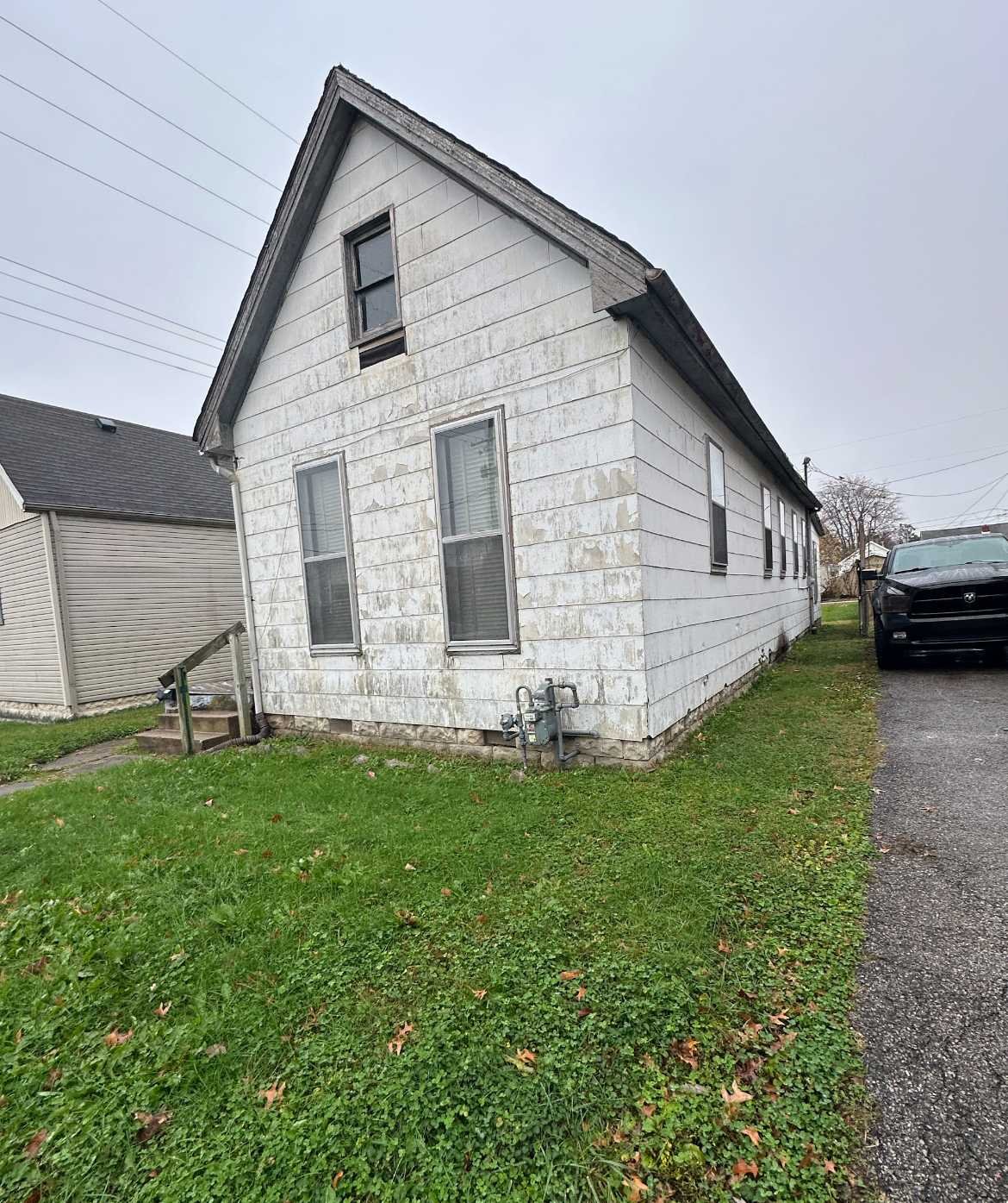 Evansville House: 731 E Florida St