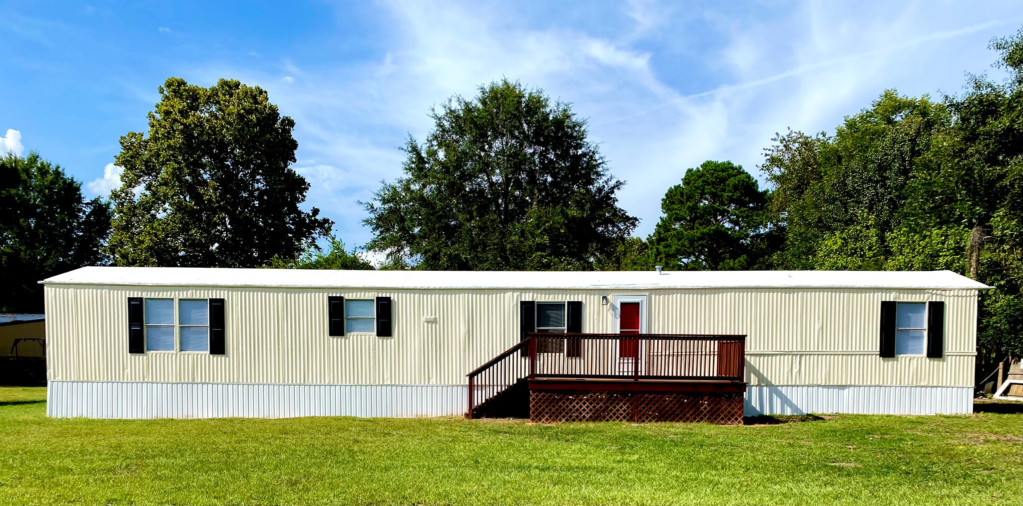 Kathleen House: 102 PERSIMMON DRIVE