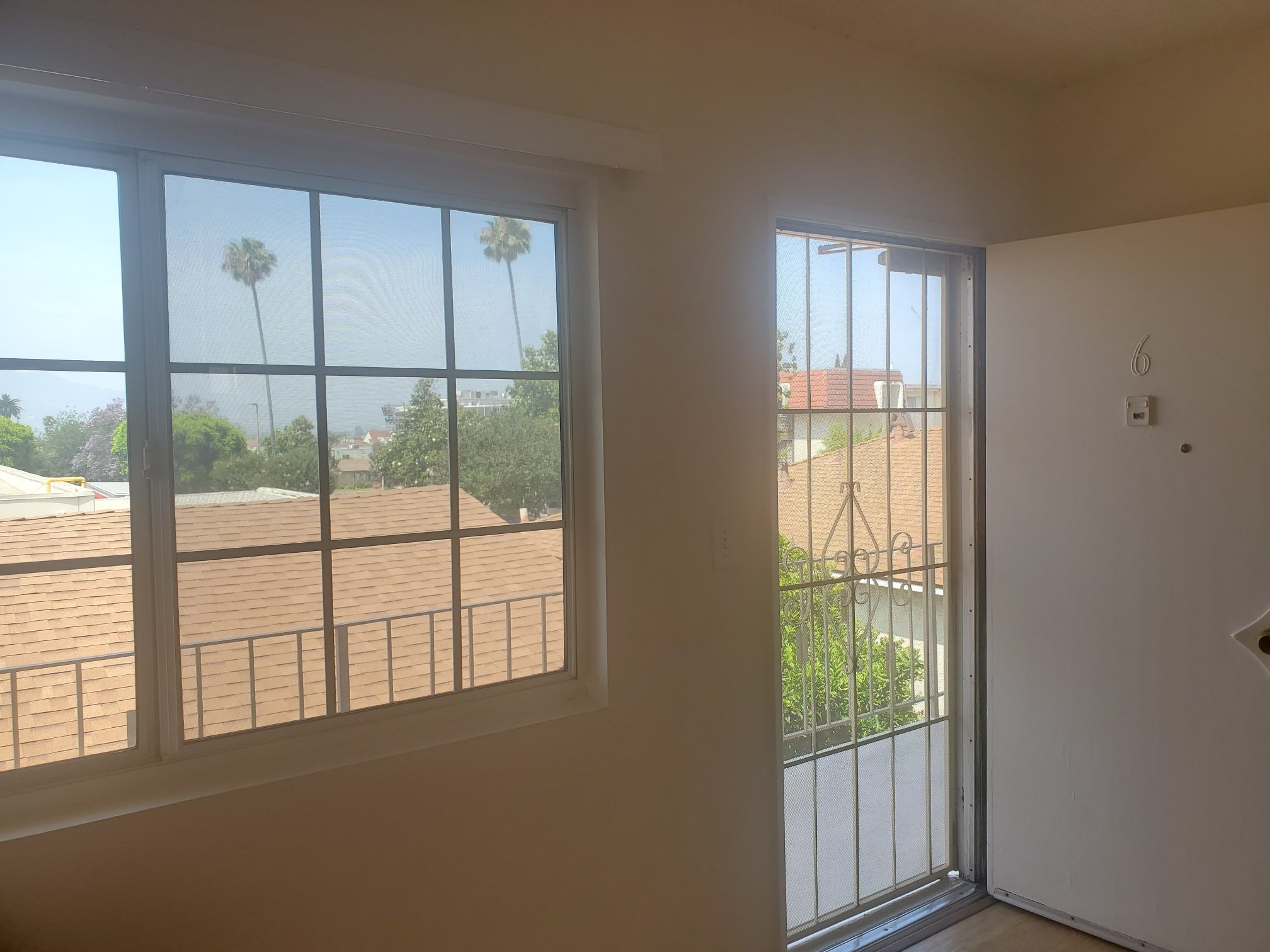 GLENDALE Apartment: 1128 RAYMOND AVENUE #6