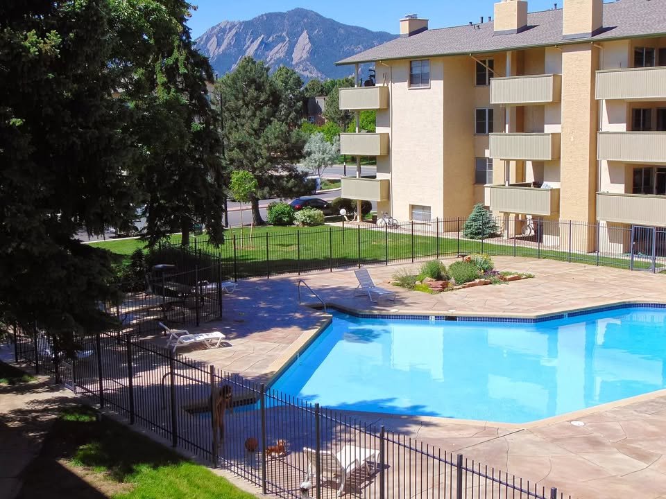 Boulder Condo: 3035 Oneal Parkway
