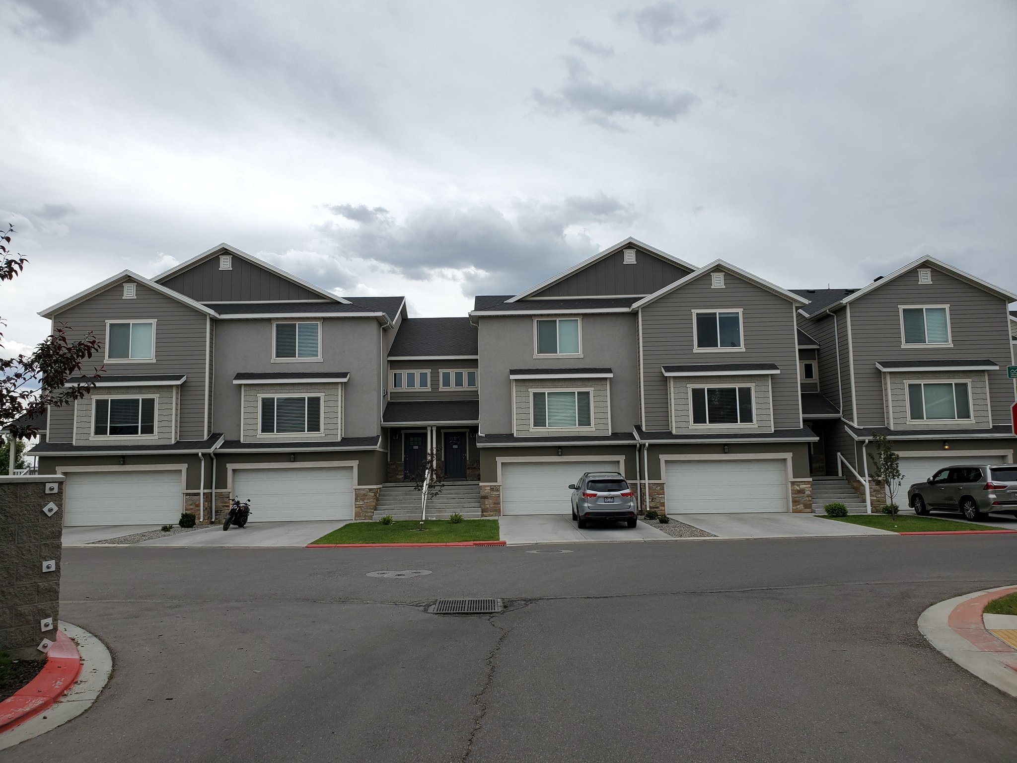 Vineyard Townhome: 767 E 180 N