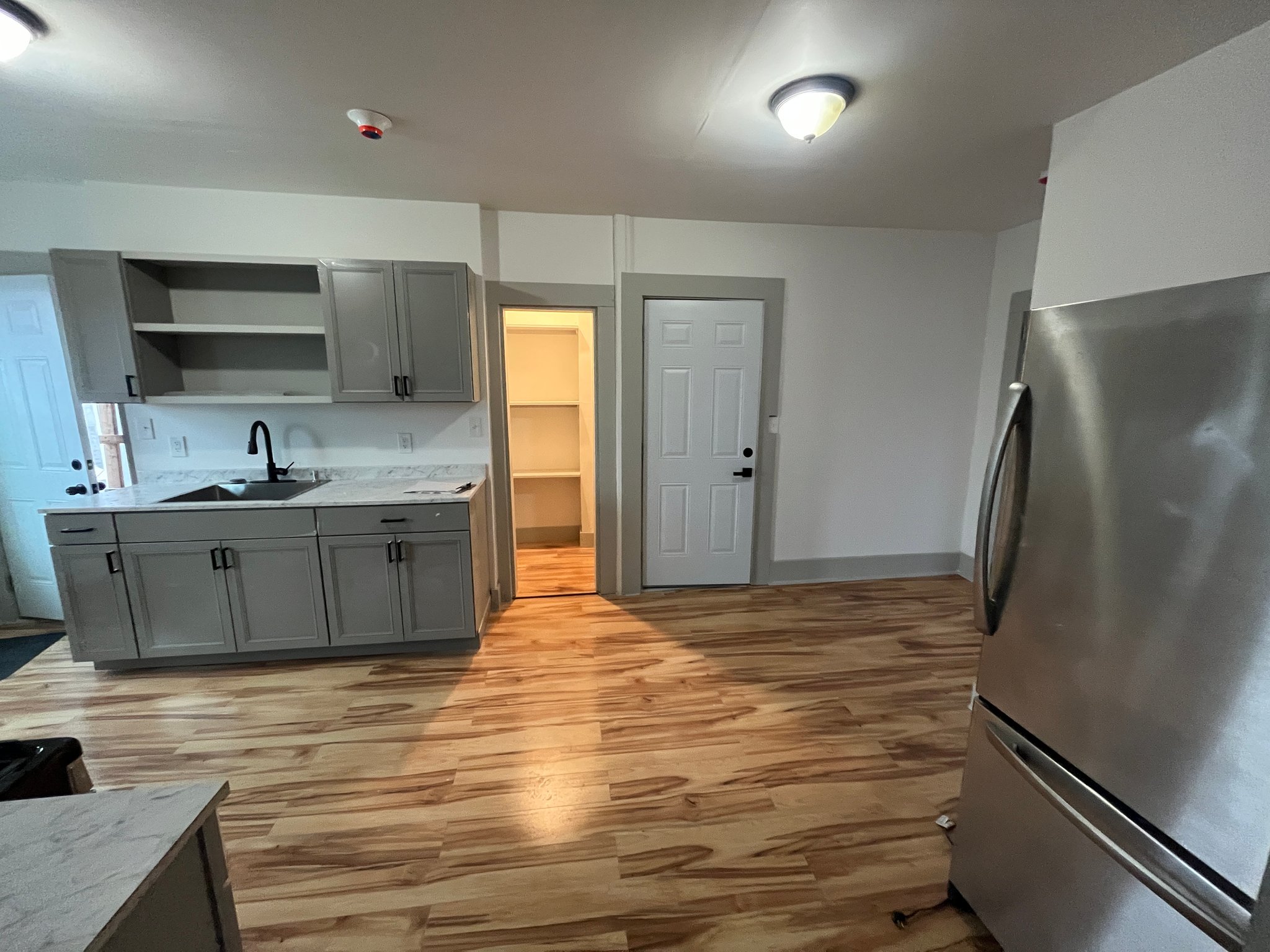 Fitchburg Apartment: 40 Garnet St
