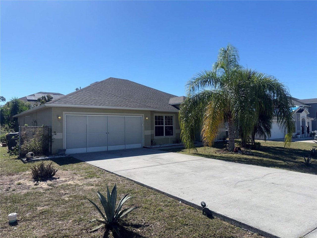 Kissimmee House: 1956 Myakka Ct
