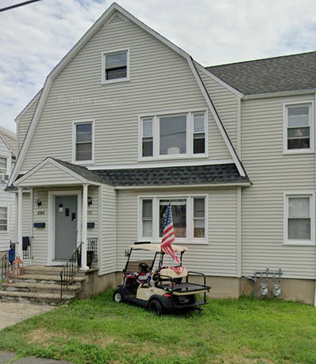 Bridgeport Multiplex: 594 Courtland Ave