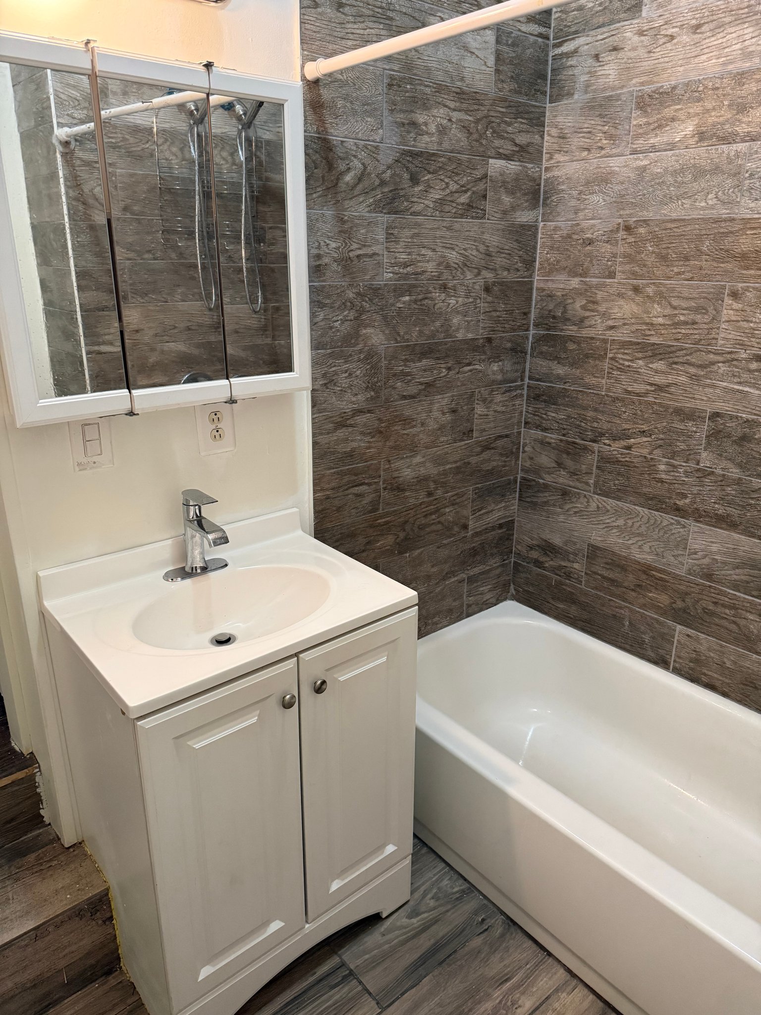 Philadelphia Apartment: 1731 W Diamond St