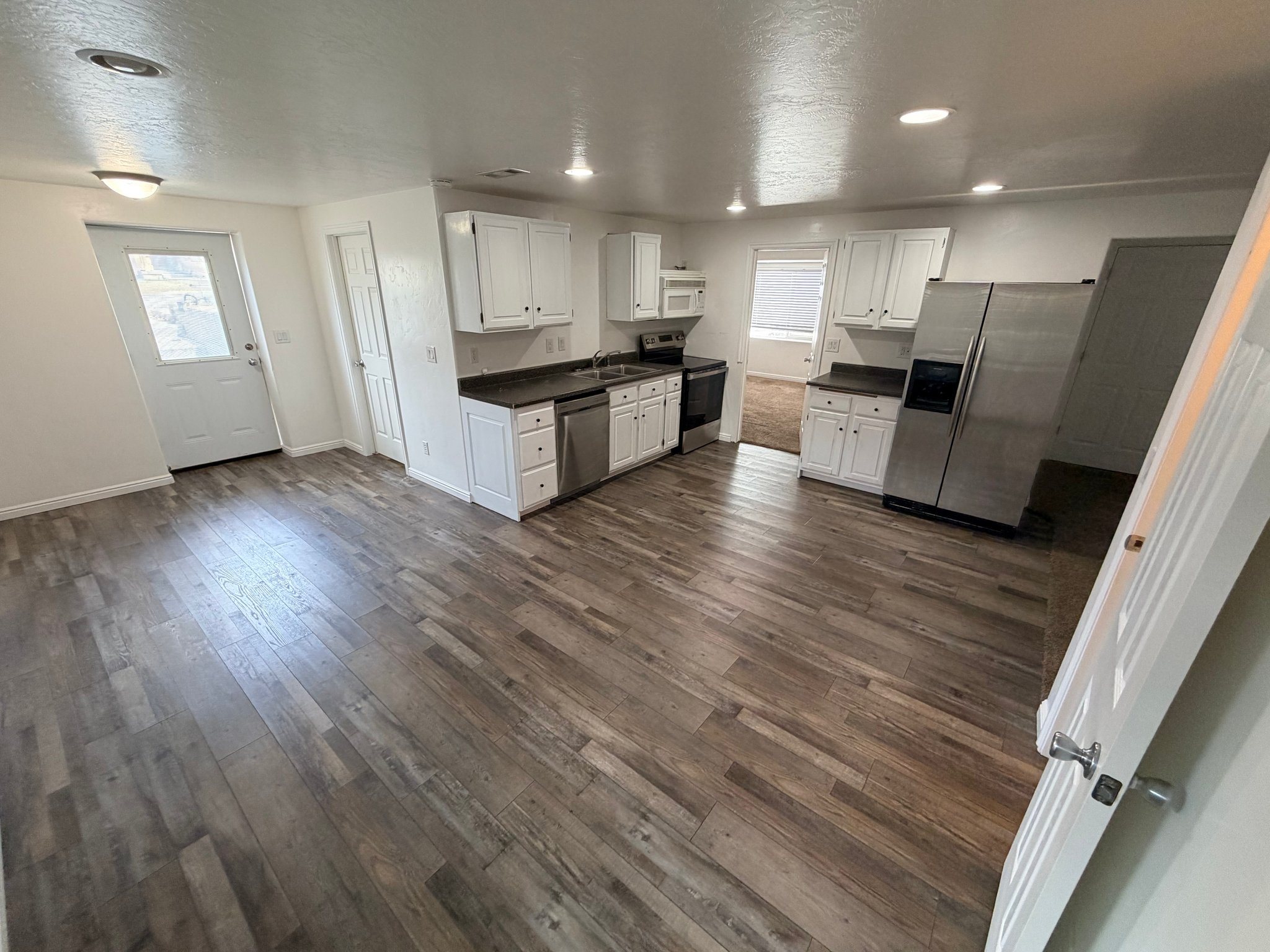 Saratoga Springs Multiplex: 87 W Casi Way
