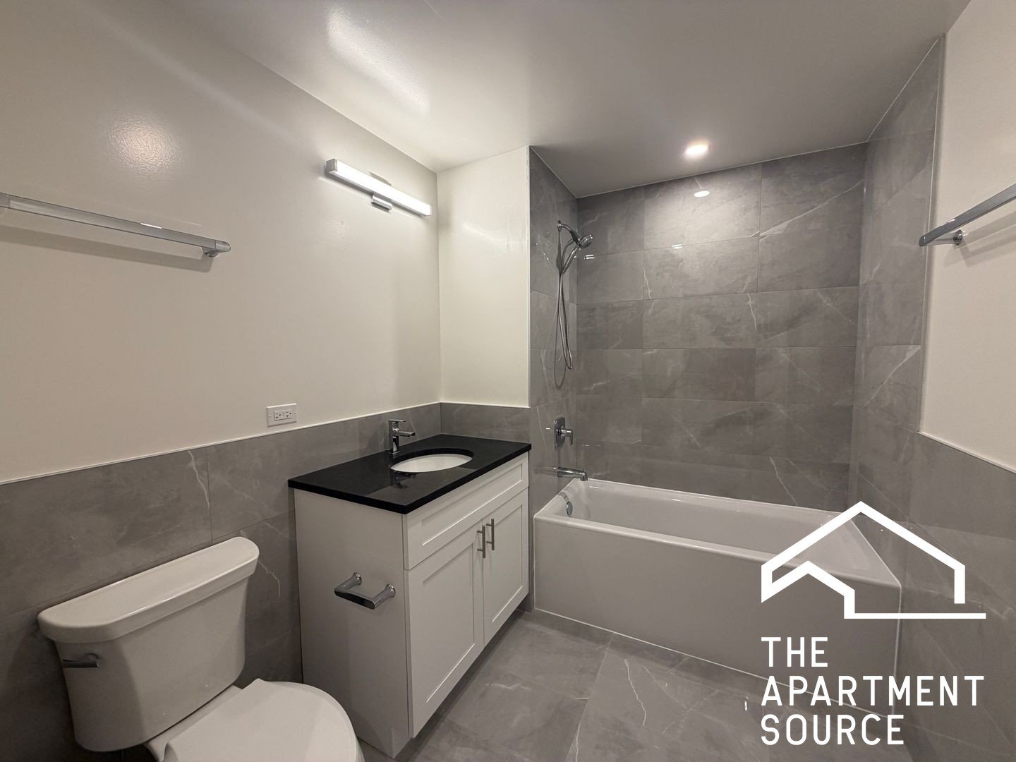 Chicago Apartment: 952 West Carmen Avenue #409 Chicago, IL 60640