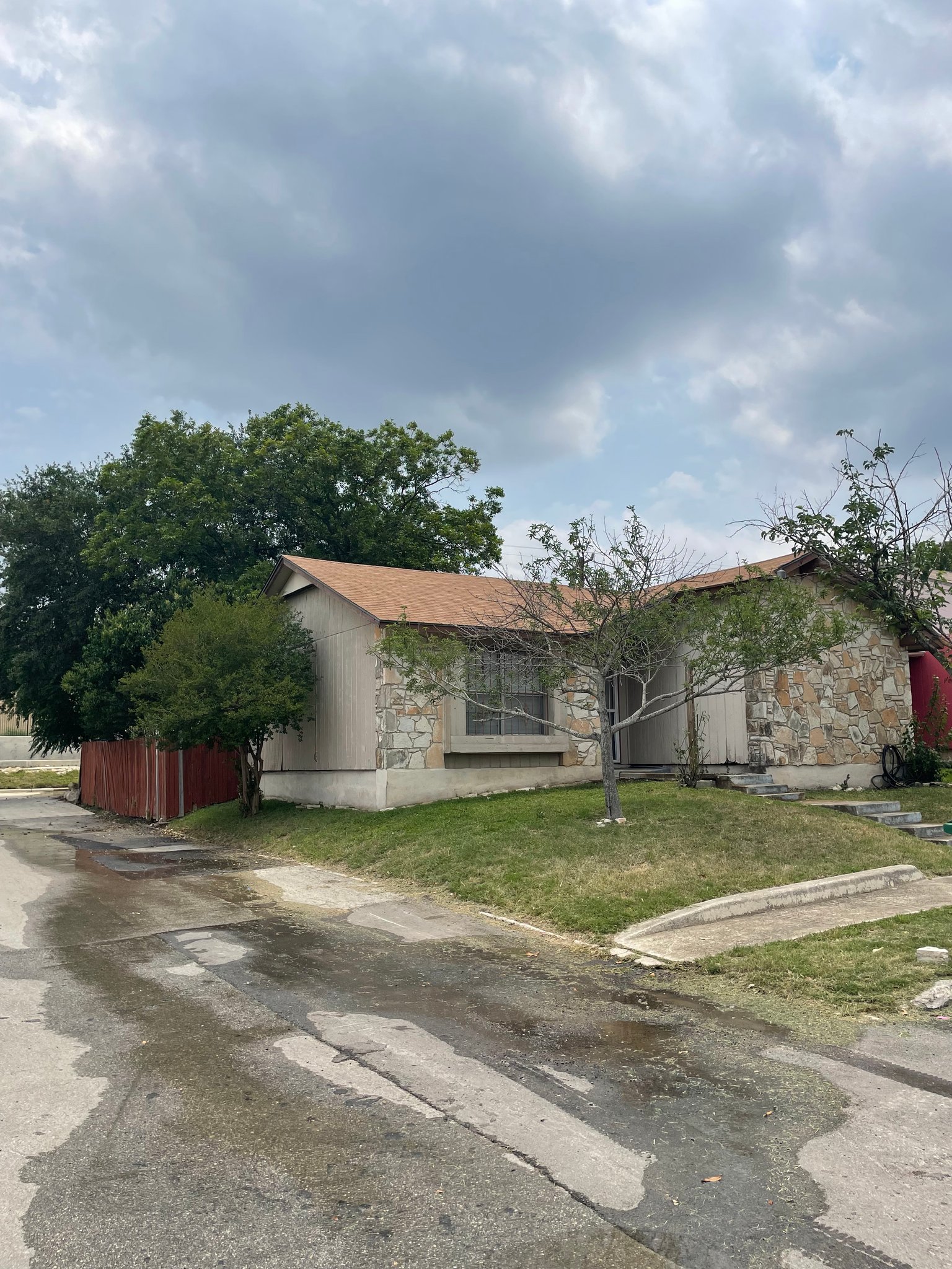 San Antonio Townhome: 11630 Spring Trail St