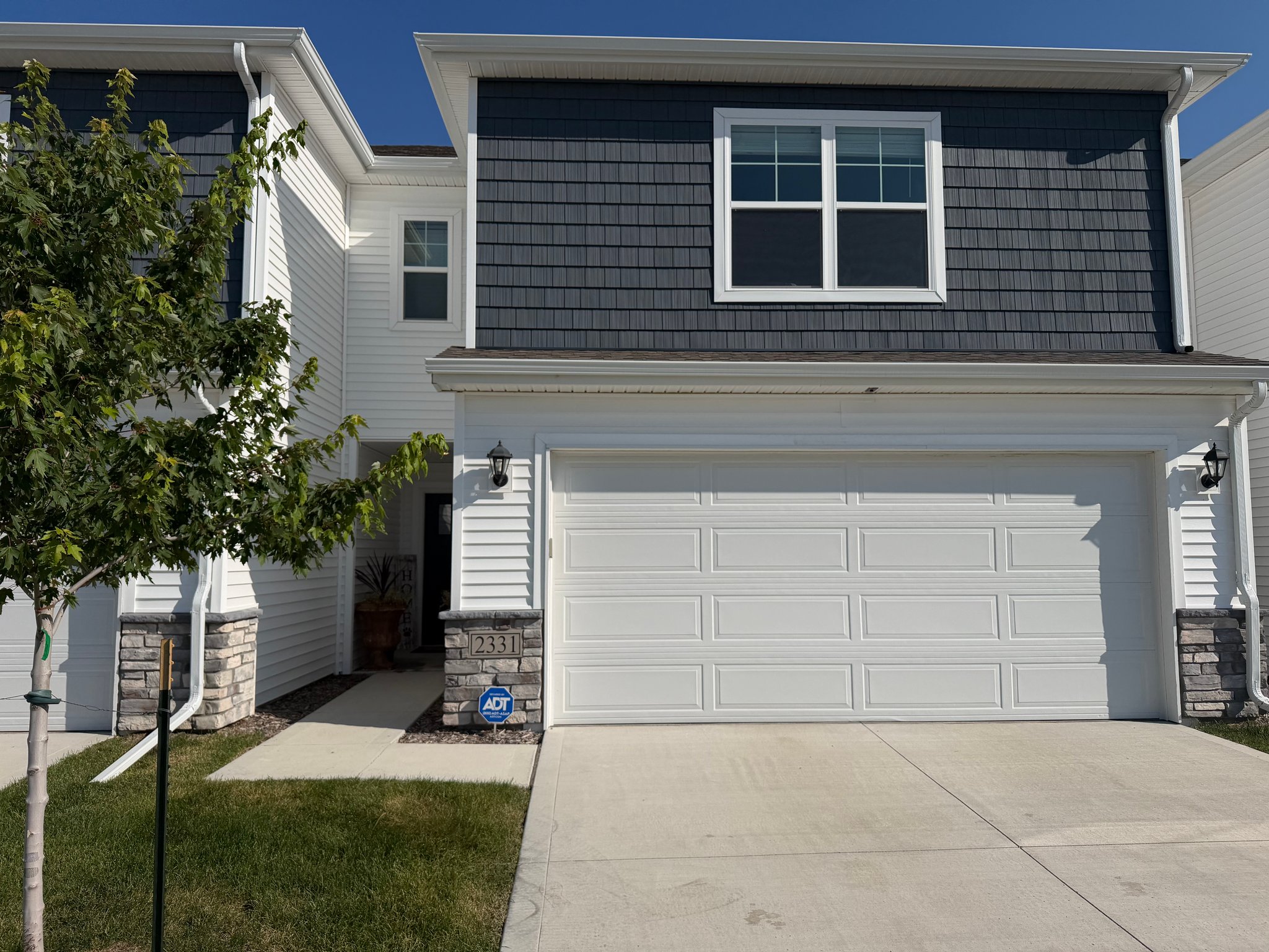 Des Moines Townhome: 2331 SE Callista Avenue