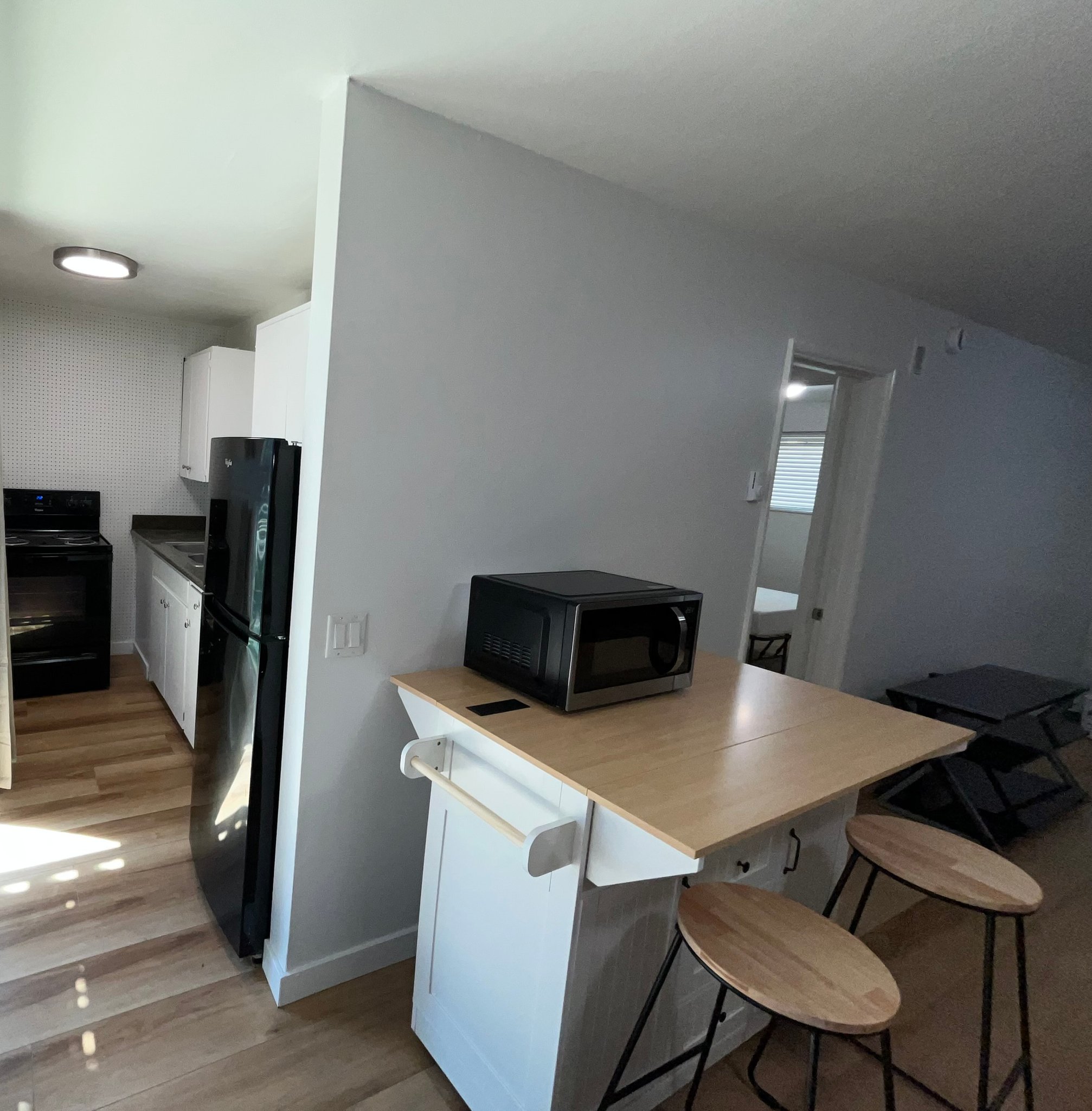 Eugene Apartment: 1370 High Street
