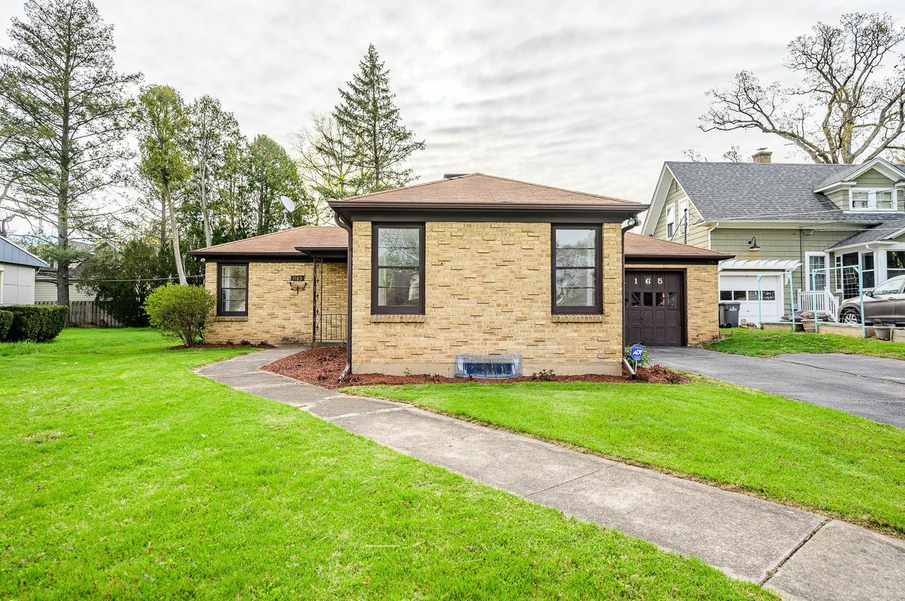 Elgin House: 1165 Hill Ave