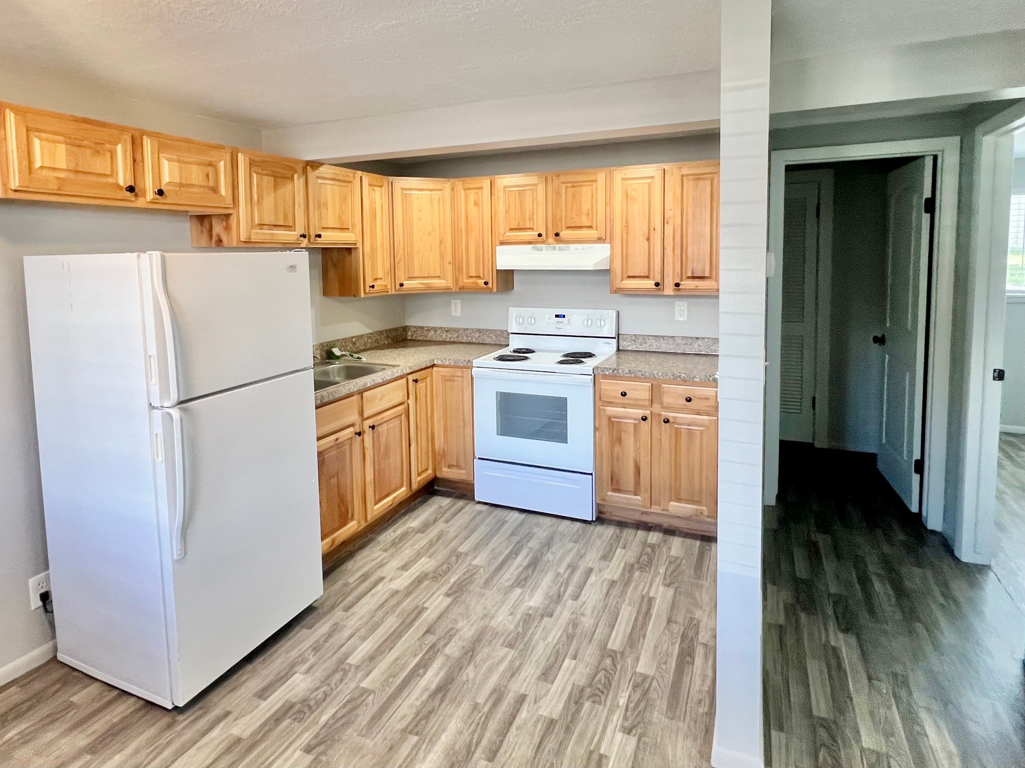 Ogden Condo: 2211 N 400 E