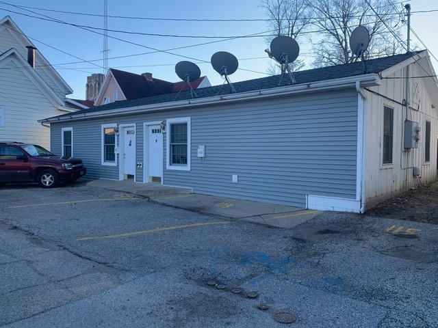 Plymouth Townhome: 113 W Jefferson