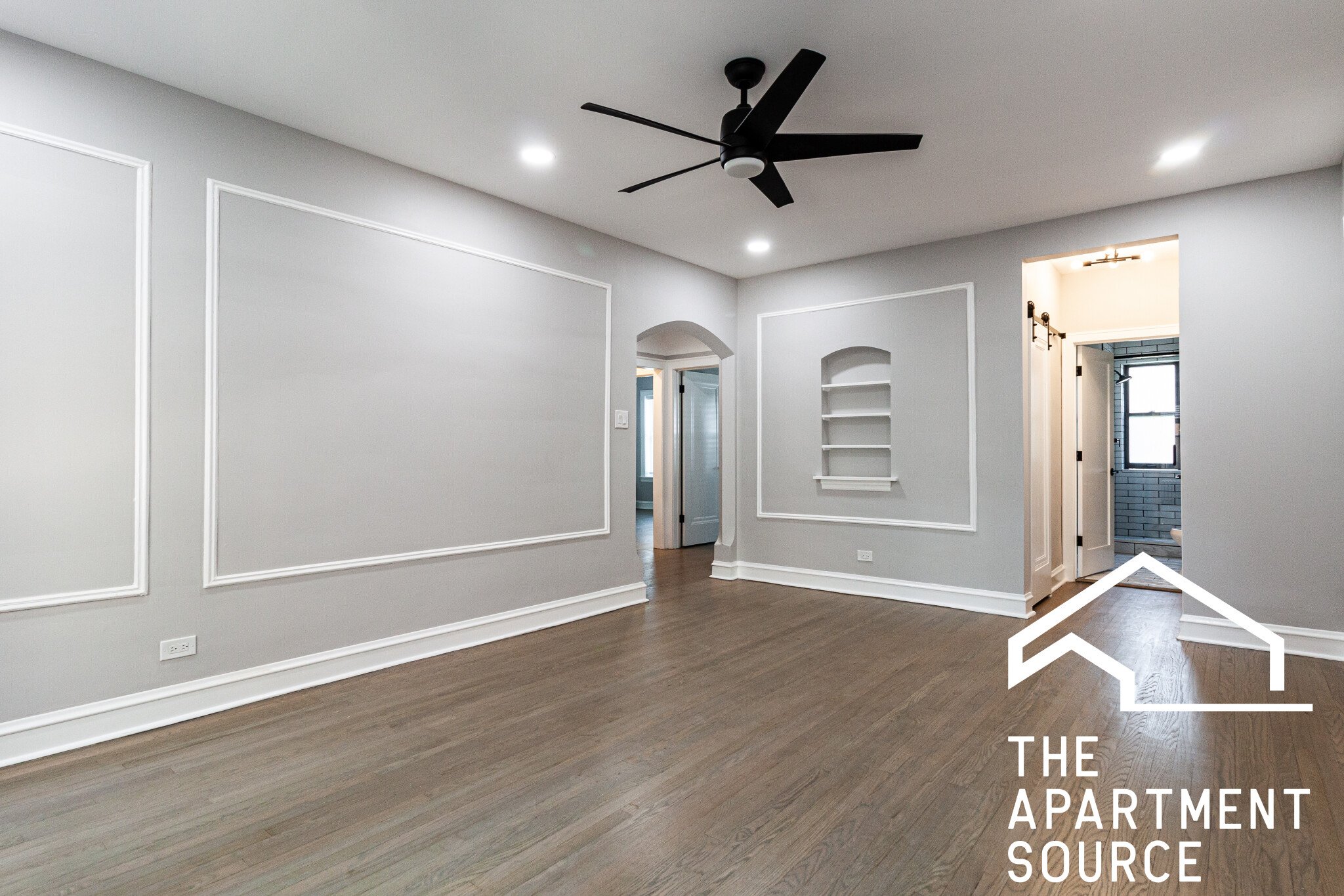 Chicago Apartment: 1352 West Carmen Ave