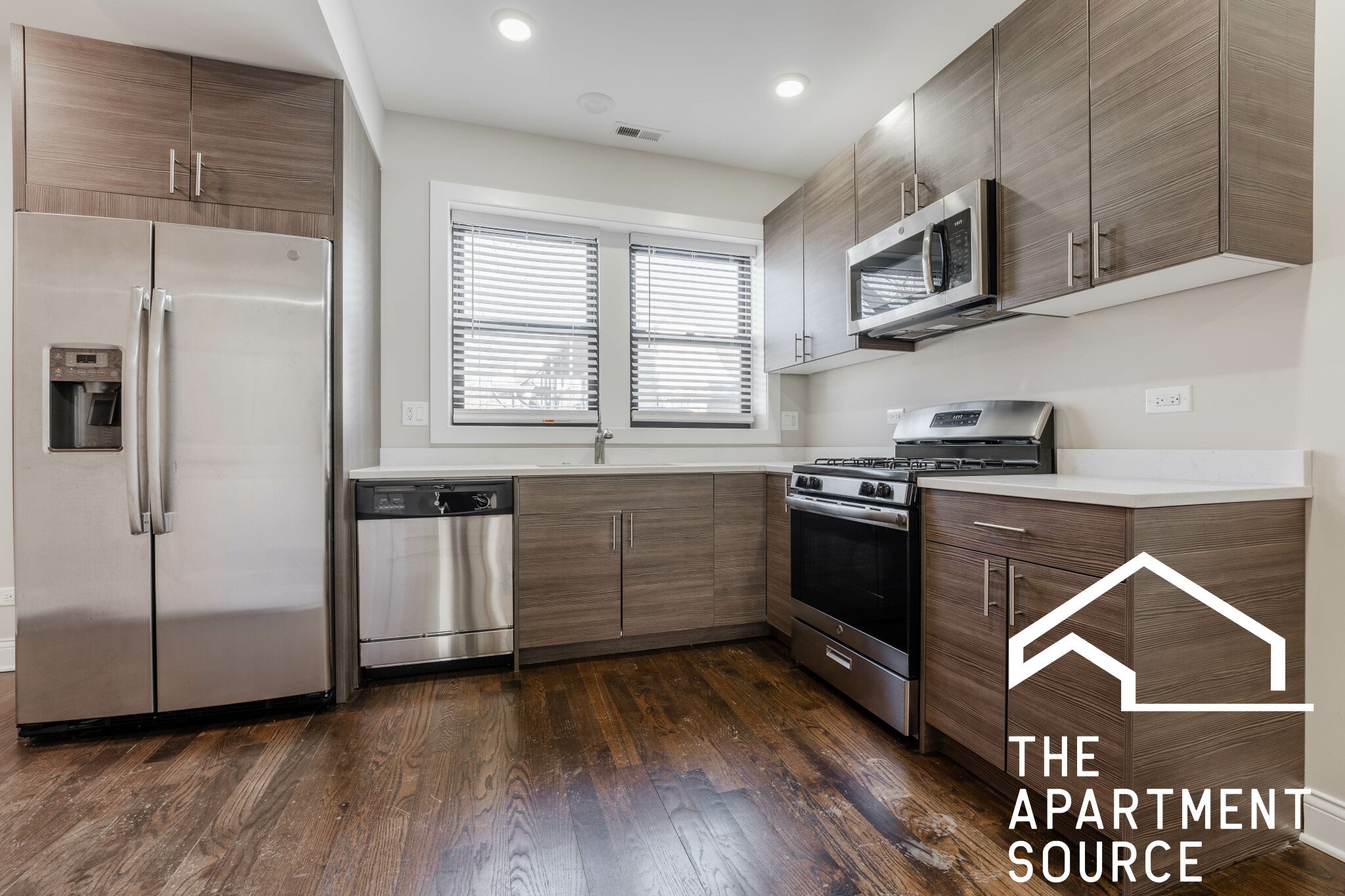 Chicago Apartment: 2228 North Sawyer Avenue