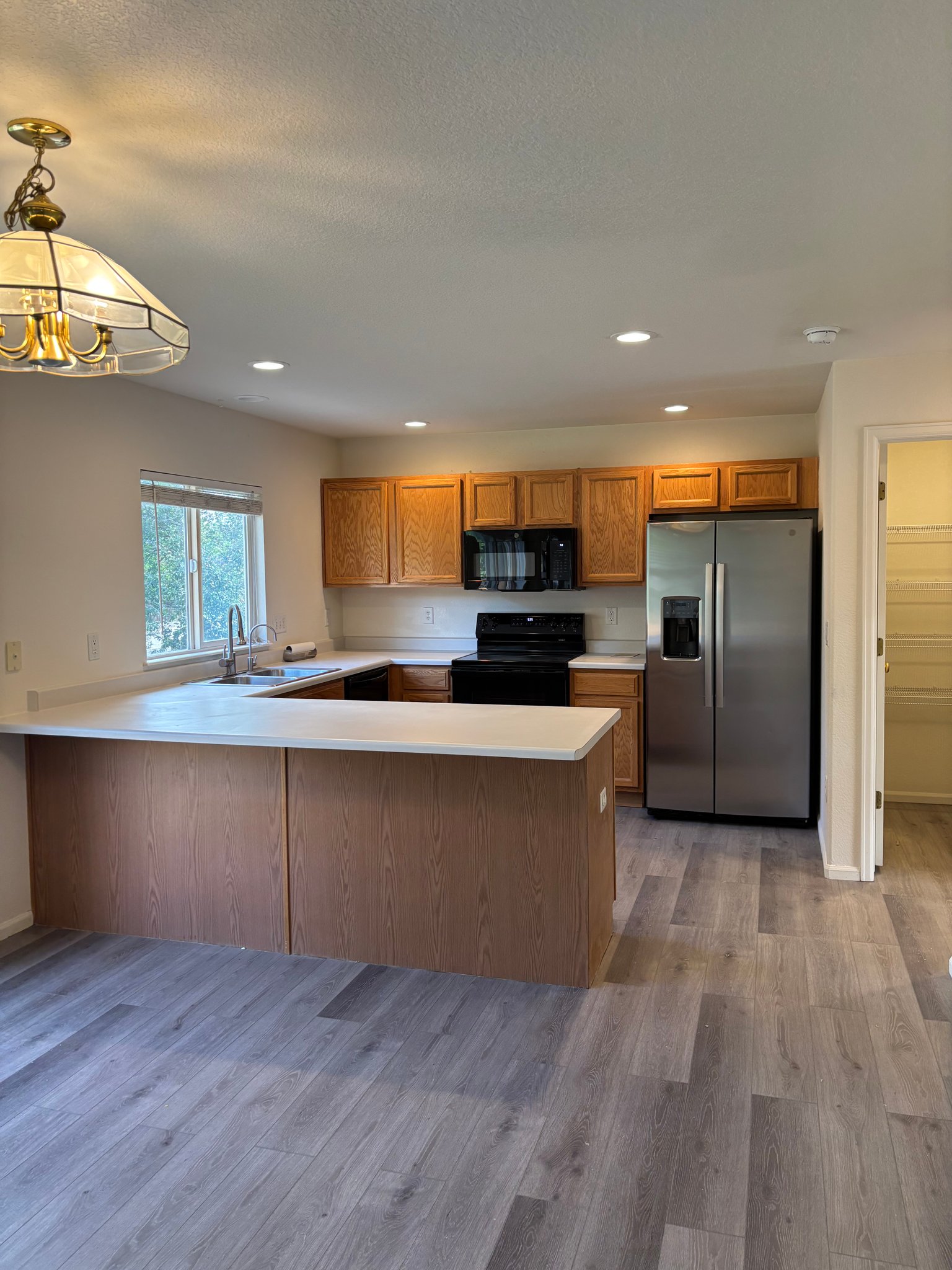 Loveland House: 1546 Box Prairie Cr.