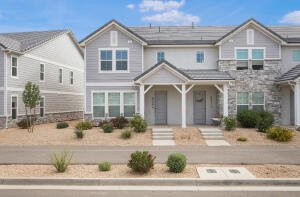 Saint George House: 6009 S Carnelian Pkwy