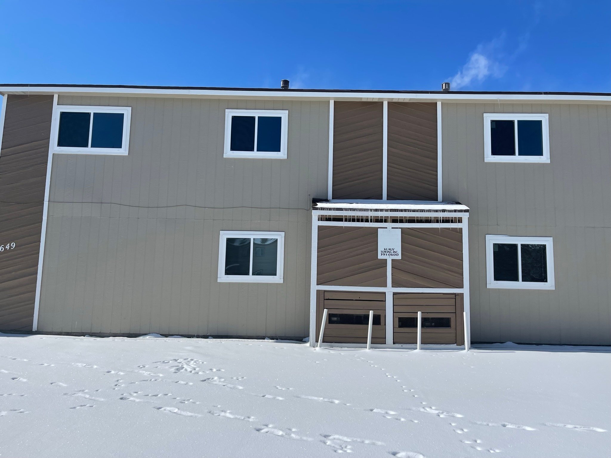 Fountain Condo: 6655 Provincial Dr