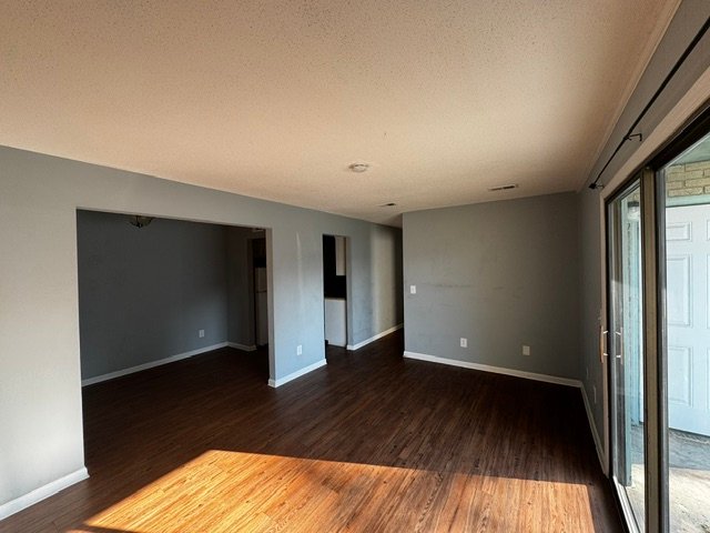 Lexington Condo: 329 W Main St