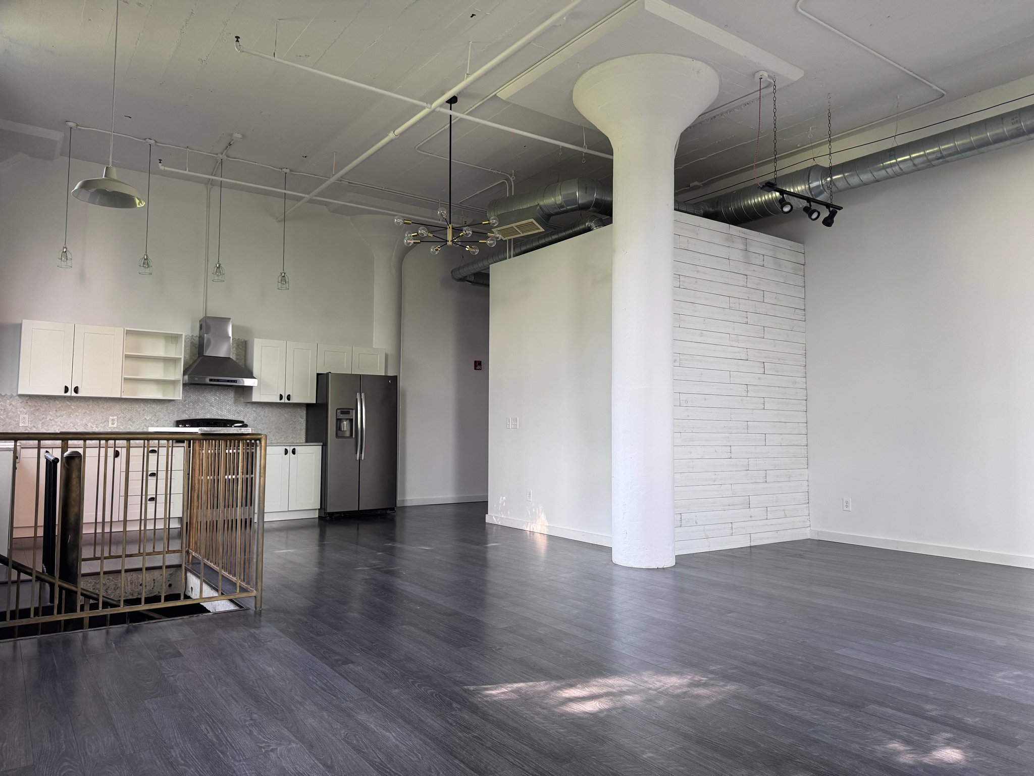 Cleveland Apartment: 8205 Franklin Blvd