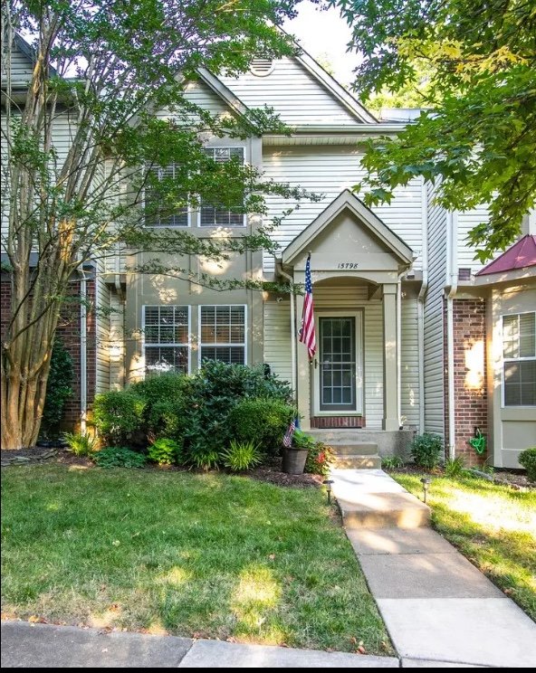 Montclair Townhome: 15798 Widewater Dr