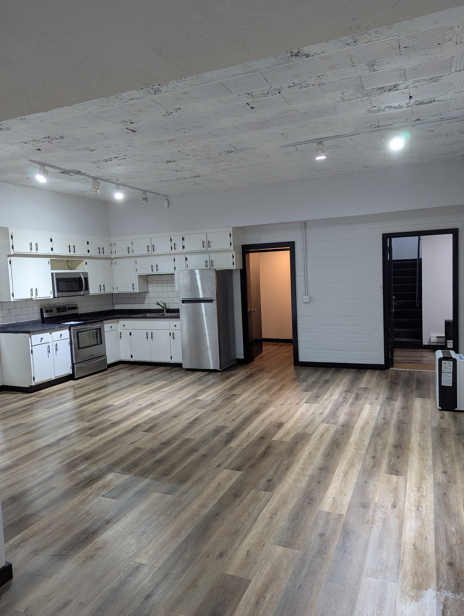 New Germany Multiplex: 480 Park Street