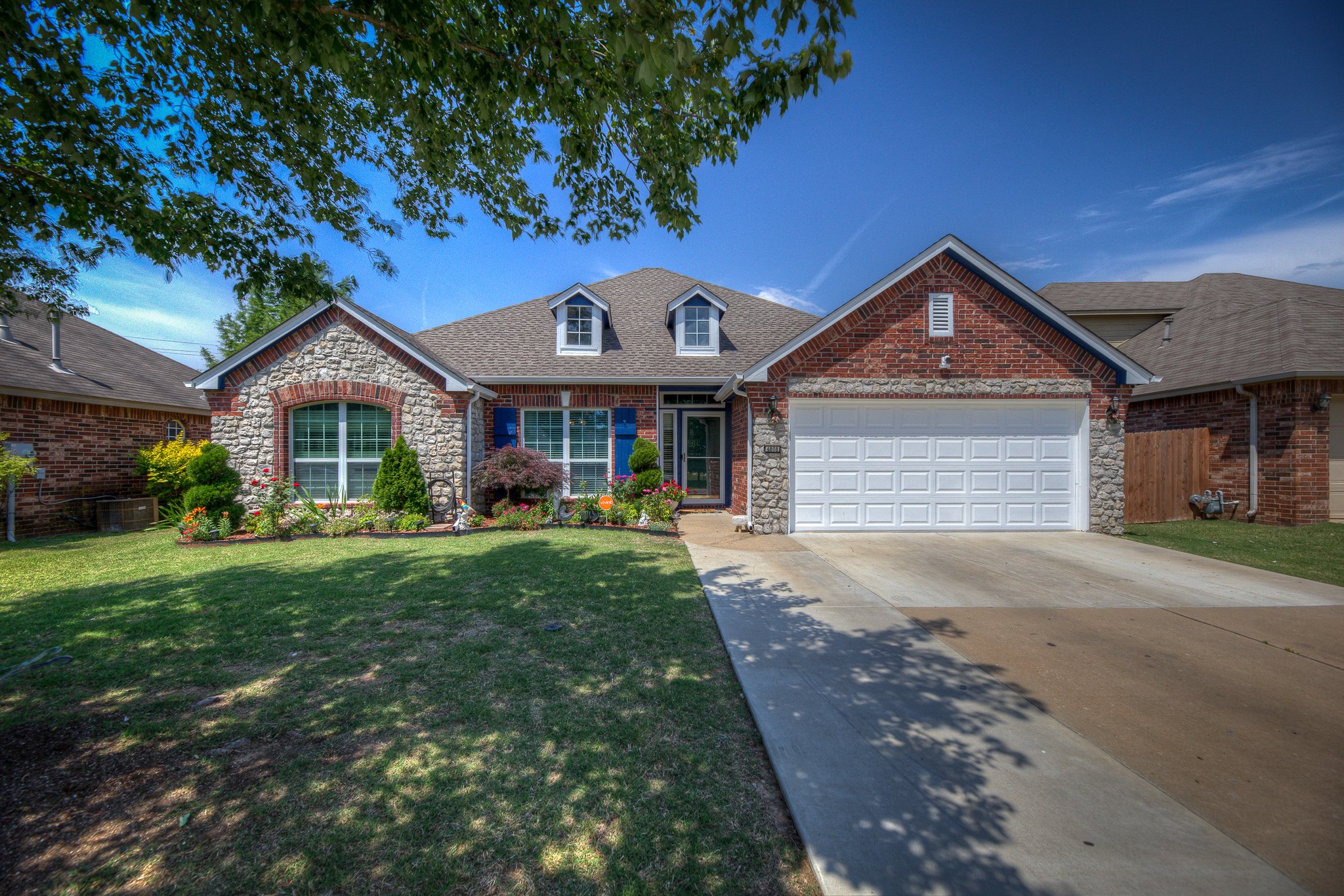 Broken Arrow House: 4808 S 194th E Ave