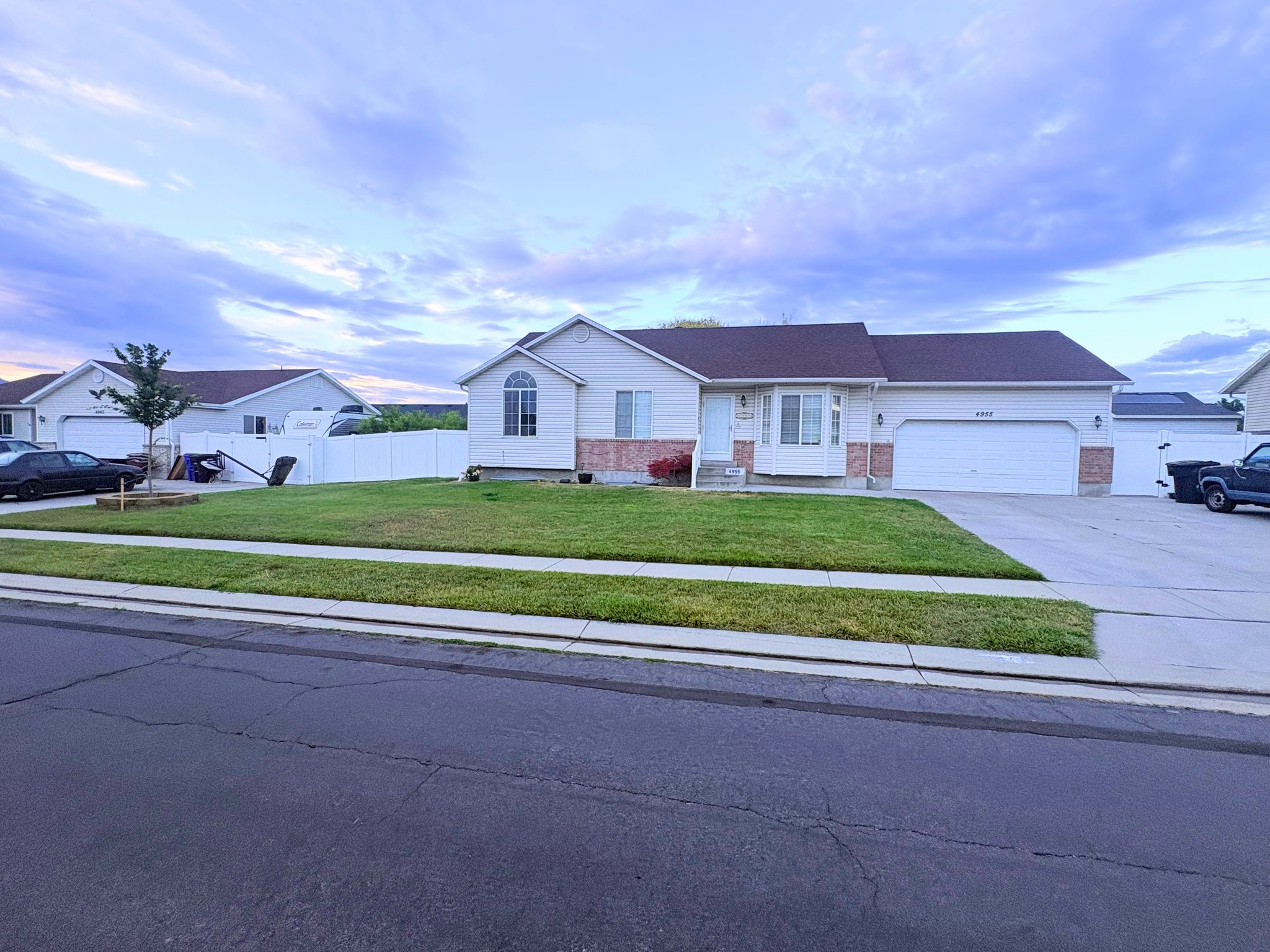 WEST JORDAN House: 4955 W Thursh Hill Dr