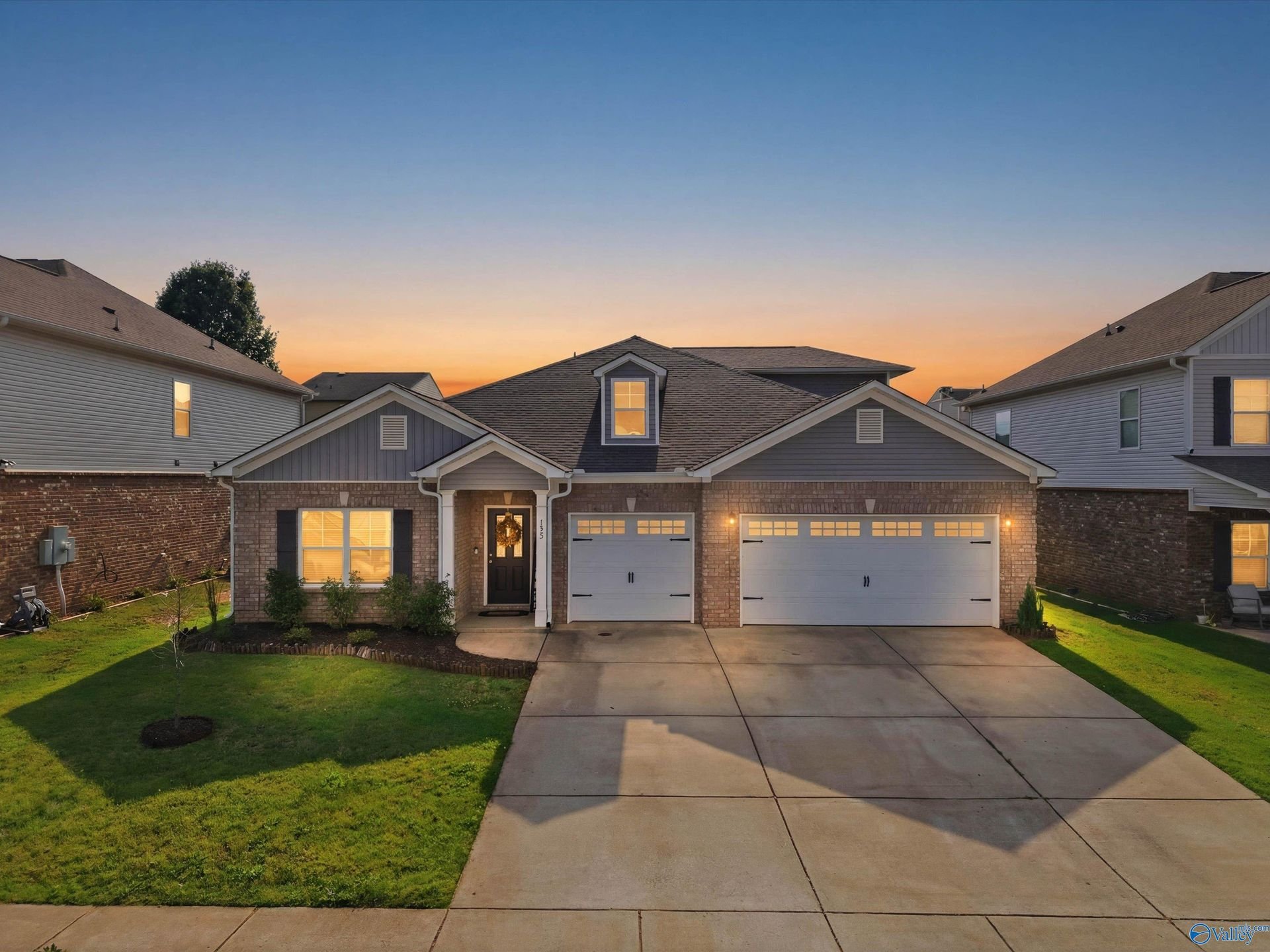 Madison House: 122 Hutchinson Rd
