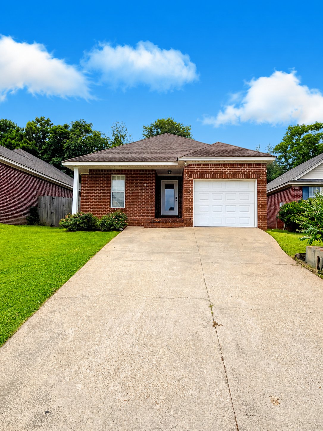 Millbrook House: 37 Ridgeview Drive