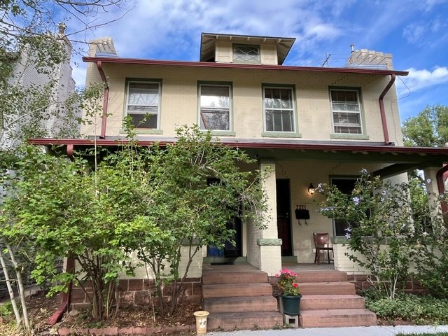 Denver Townhome: 2319 High St