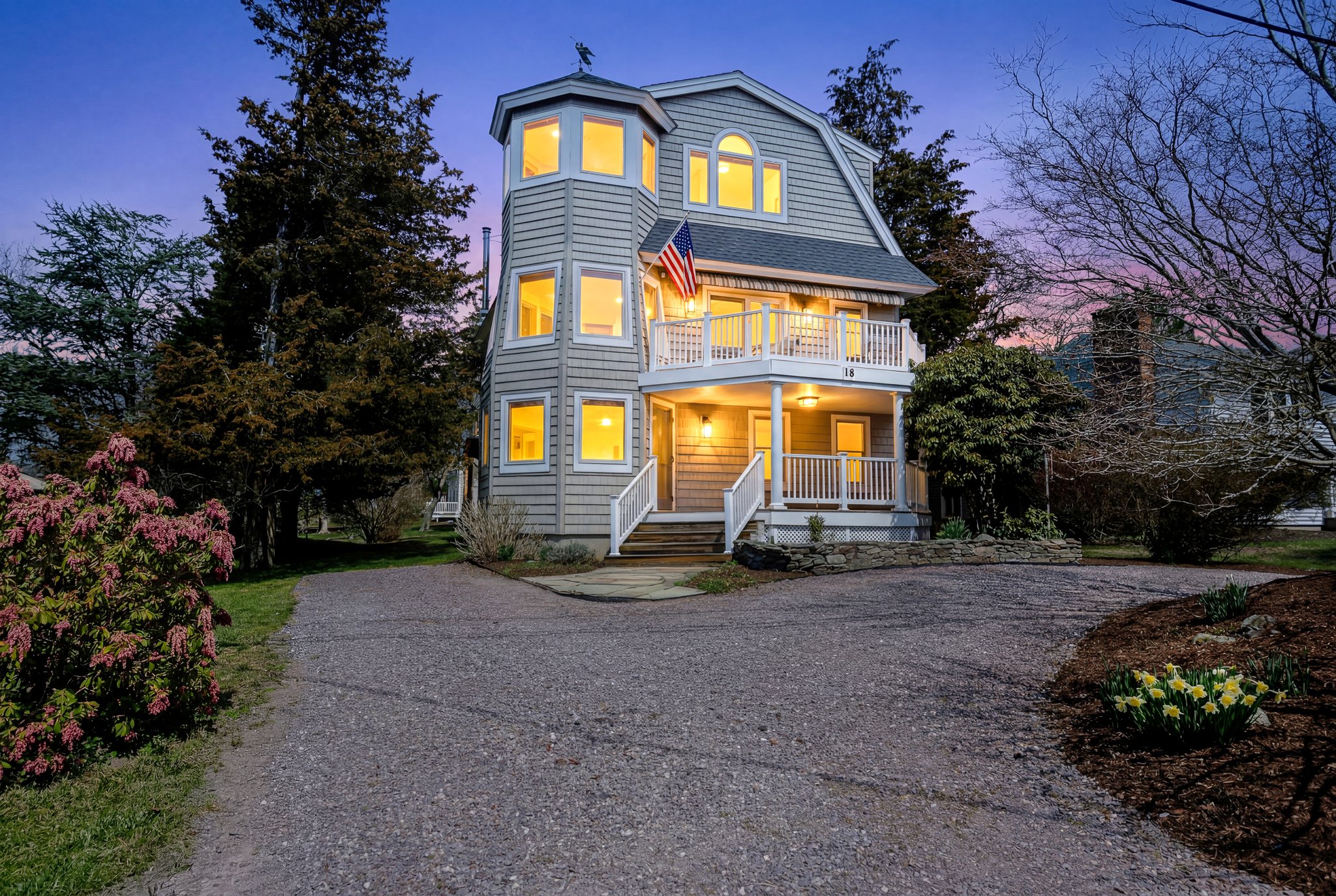 Jamestown House: 18 Lugger St