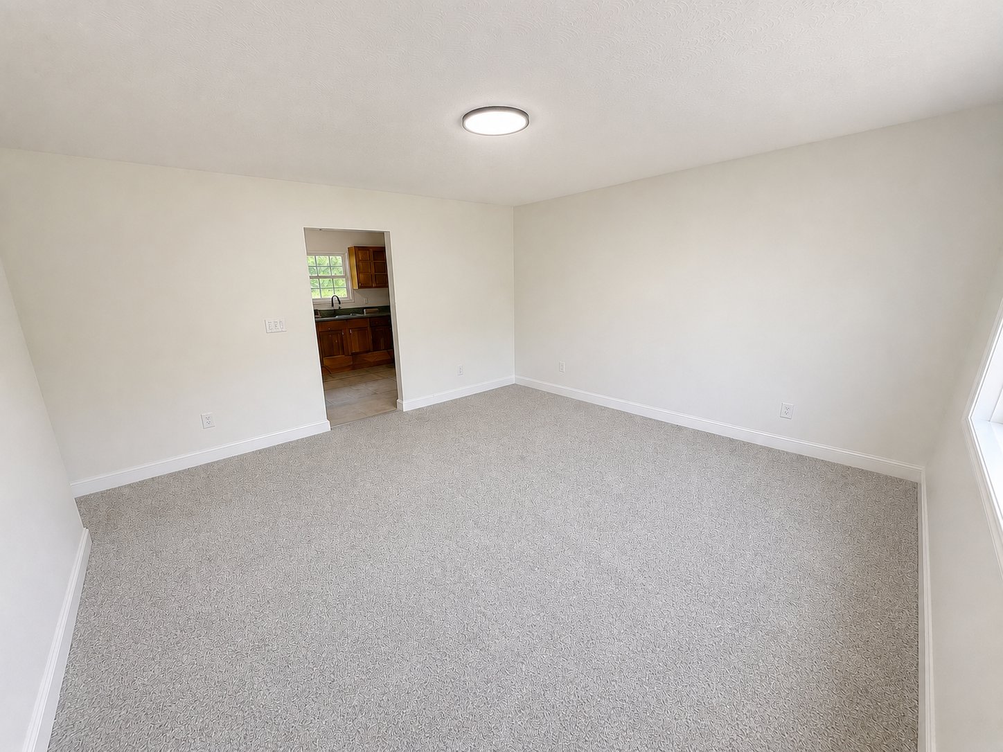 Shady Spring House: 208 2nd Street