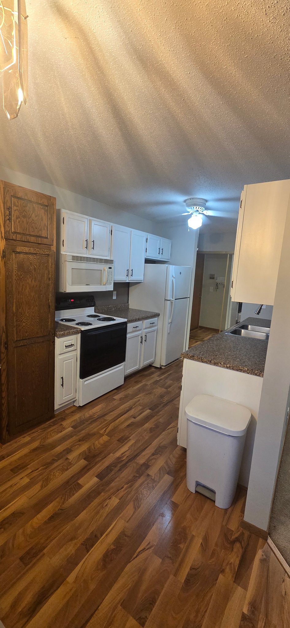 Elk River Condo: 942 Main St NW