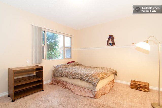 Long Beach Single Room: 640 elm ave