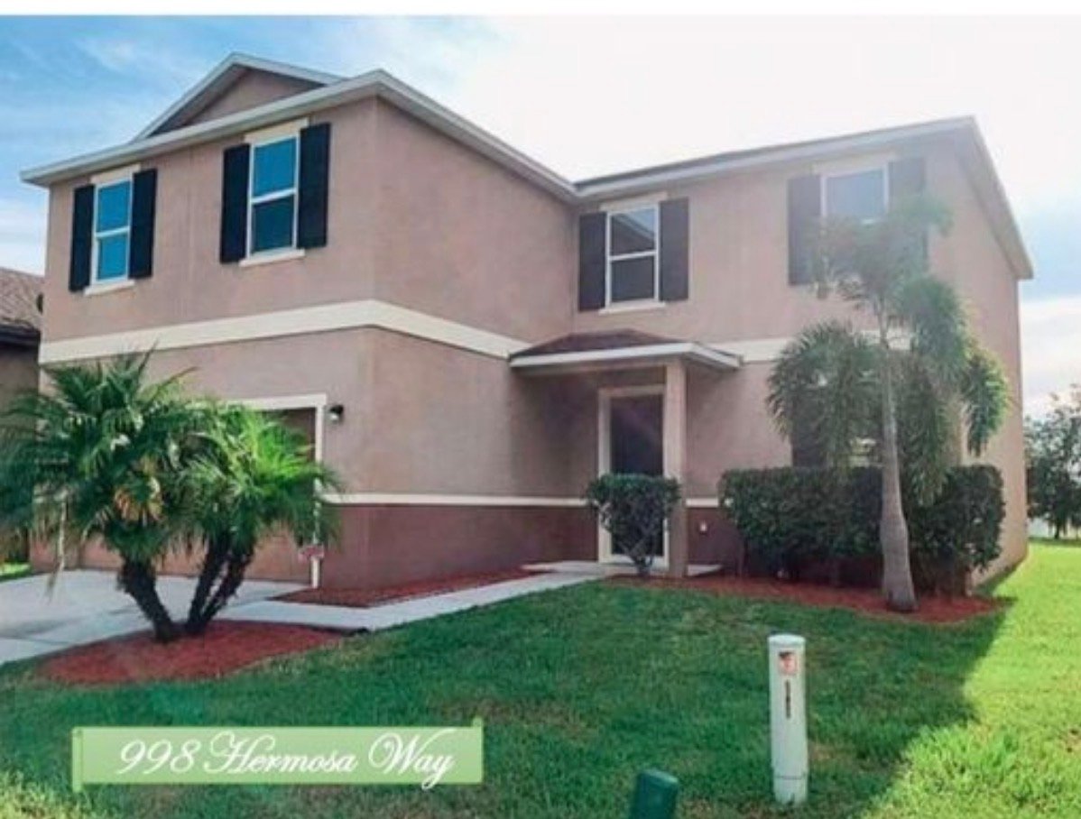 Kissimmee House: 998 Hermosa Way