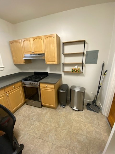 Berkeley Apartment: 1810 Euclid Ave