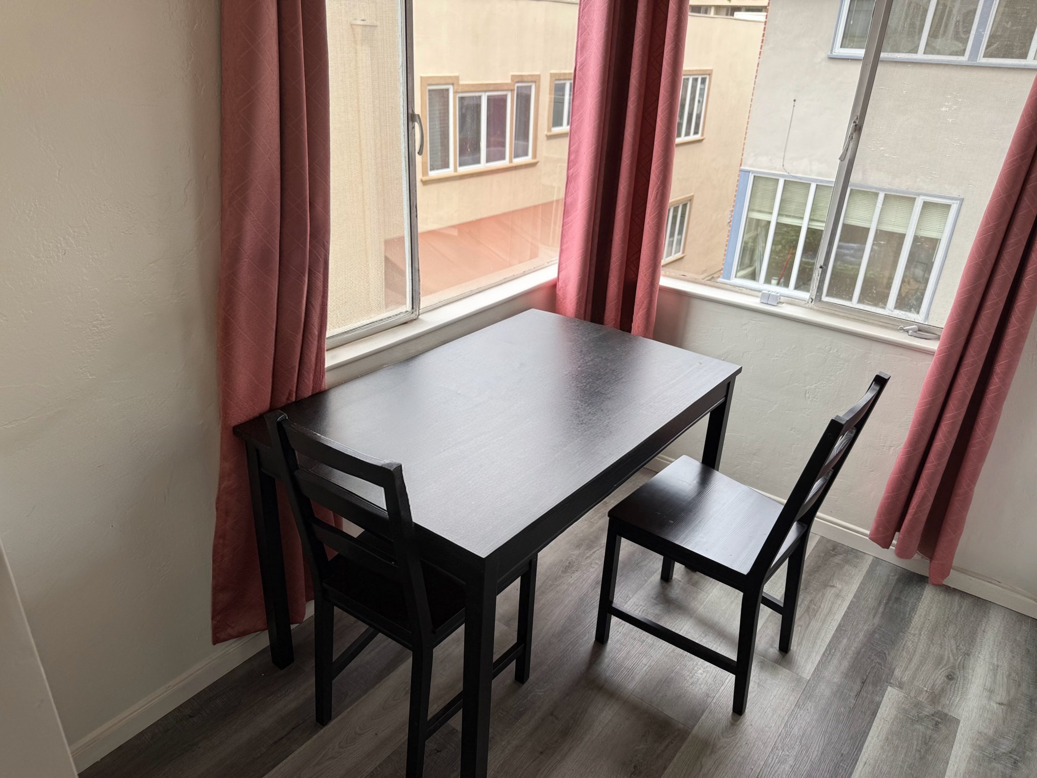 Berkeley Apartment: 1708 Euclid Ave