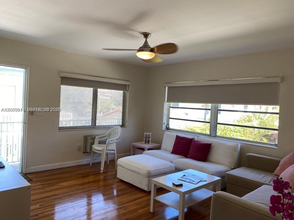 Miami Beach Condo: 7935 Carlyle Ave
