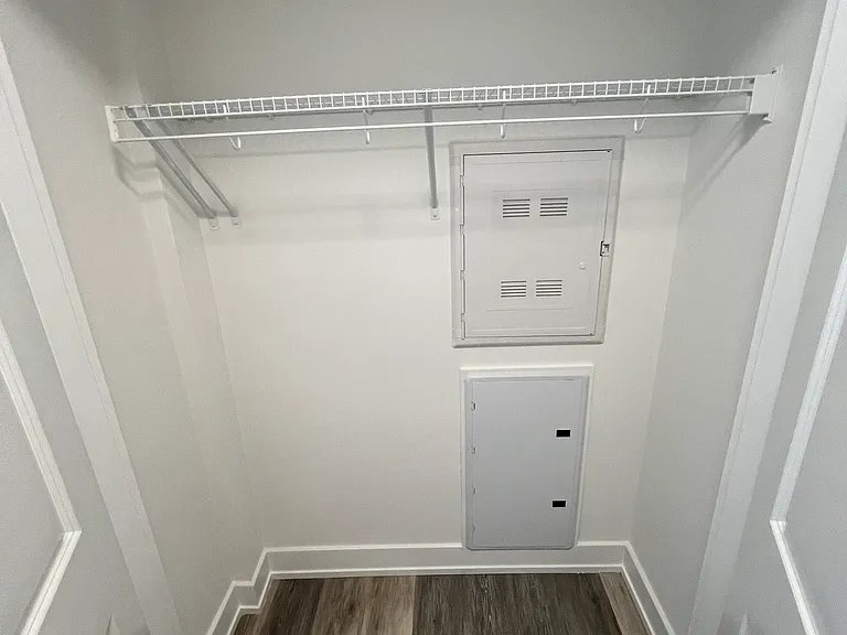 Union City Apartment: 130 37th Street