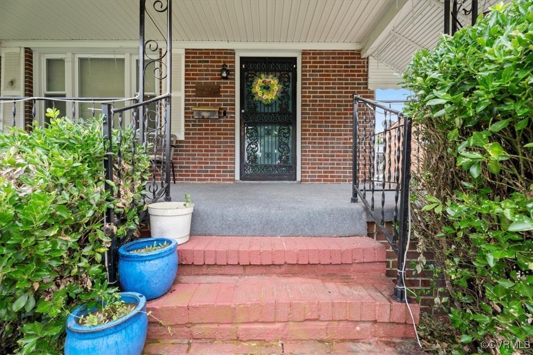 Petersburg House: 322 St Matthew St