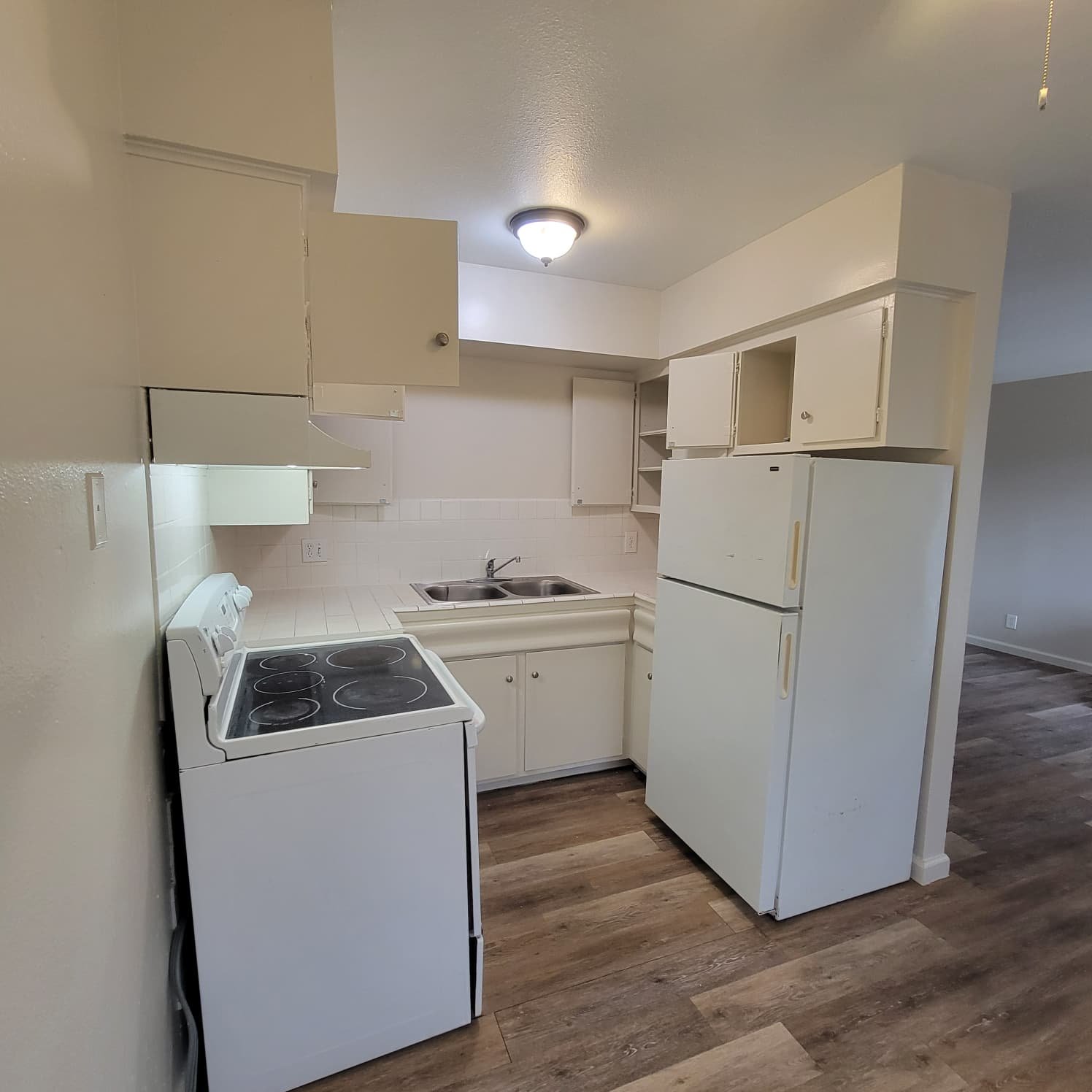 Fresno Apartment: 1321 E. San Bruno Ave