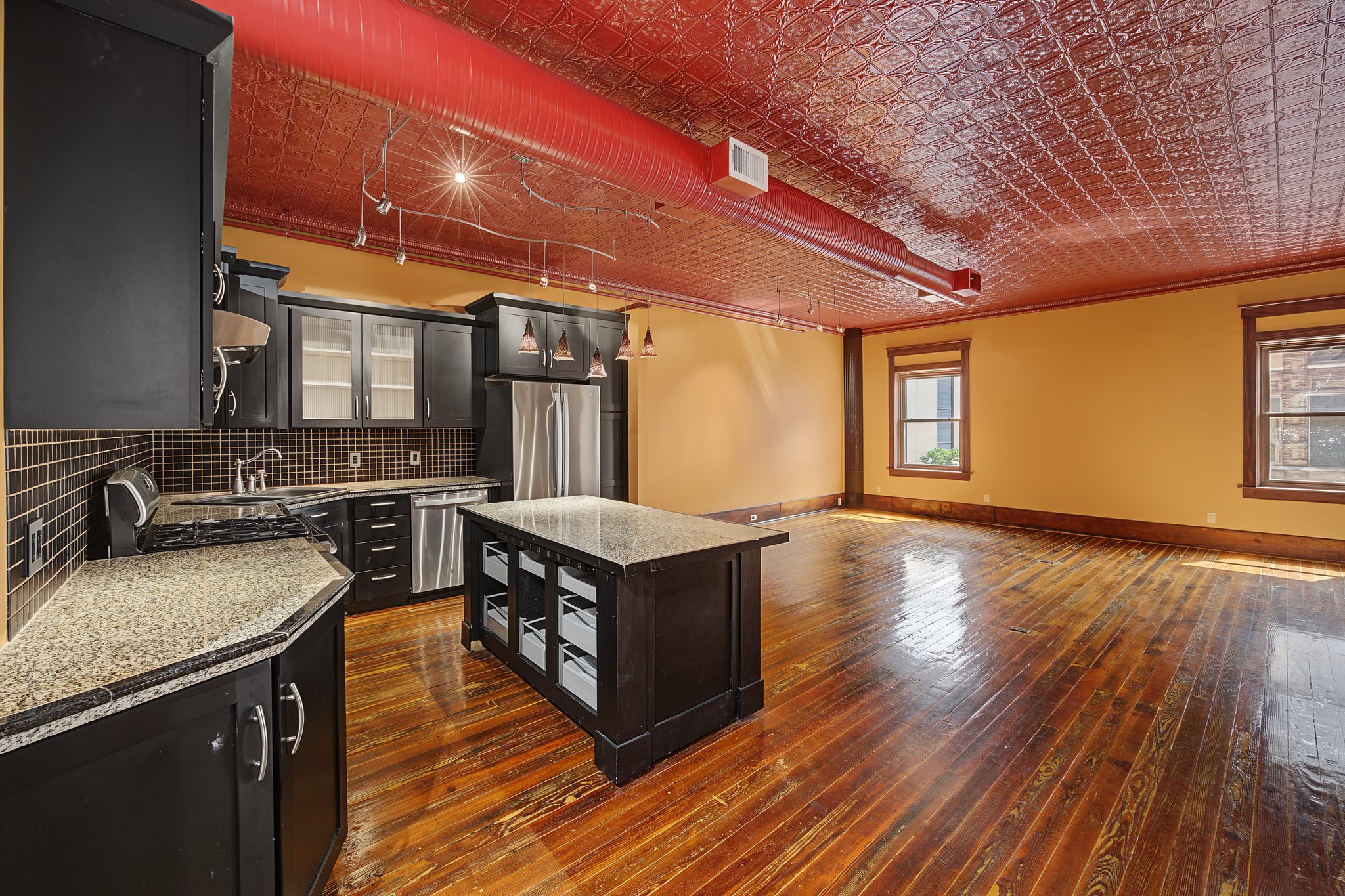Bloomington Condo: 318 N Main St