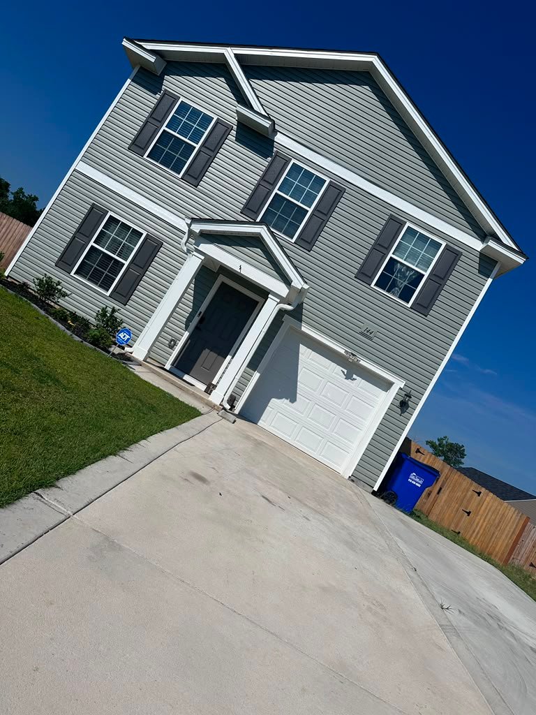 Raeford House: 144 Hornet Drive