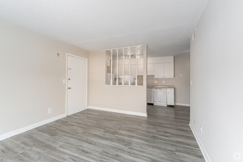 nashville Apartment: 4601 packard dr.