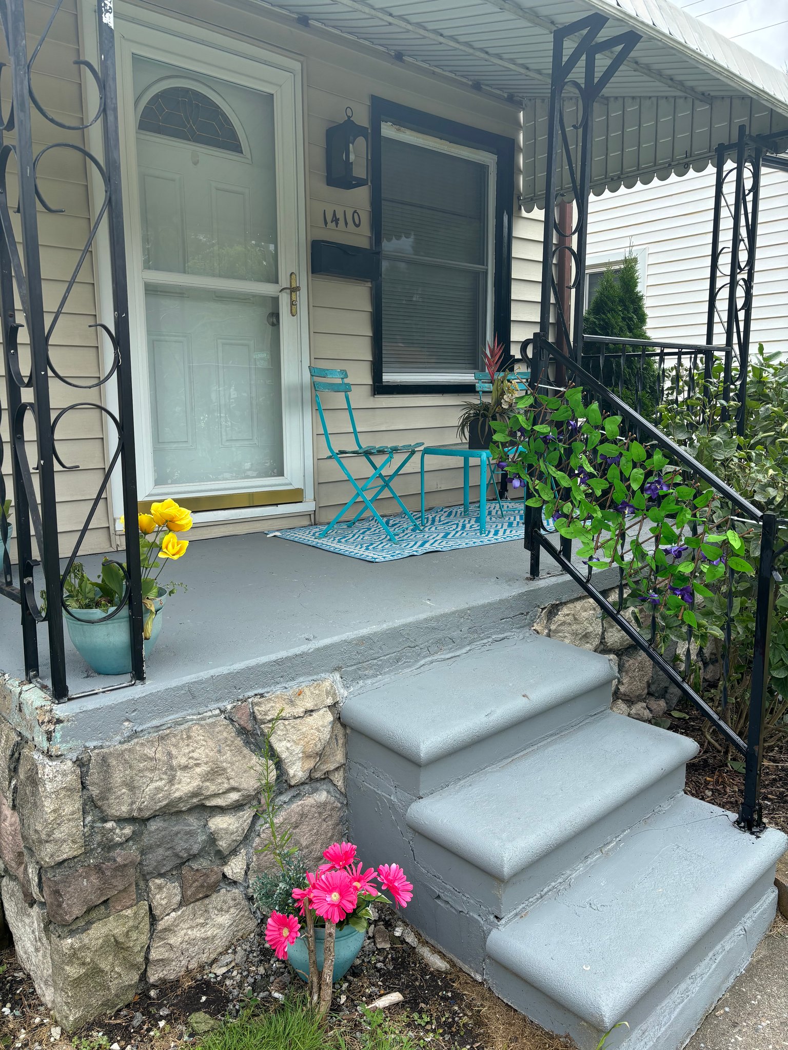 Hazel Park House: 1410 E Madge Ave