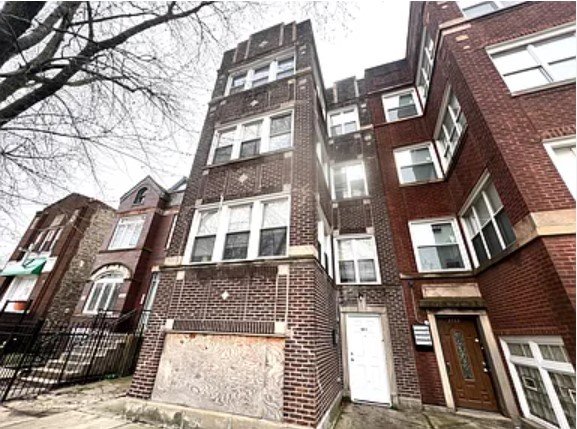 Chicago Condo: 3911 W 14th Street