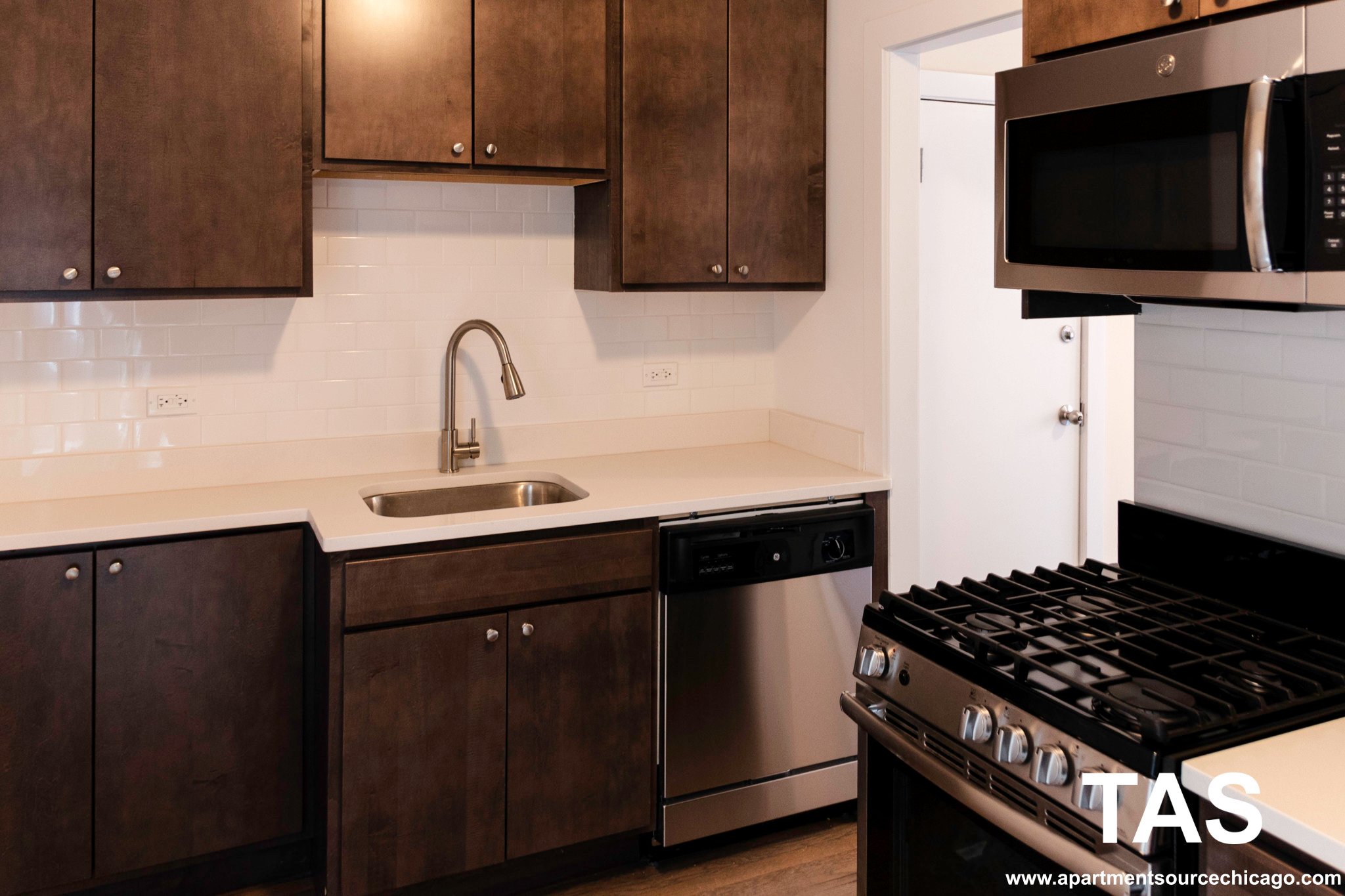 Chicago Apartment: 2643 N Spaulding