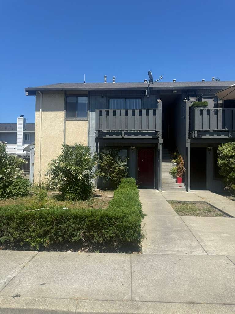 Hayward Single Room: 280 Flint CT ,