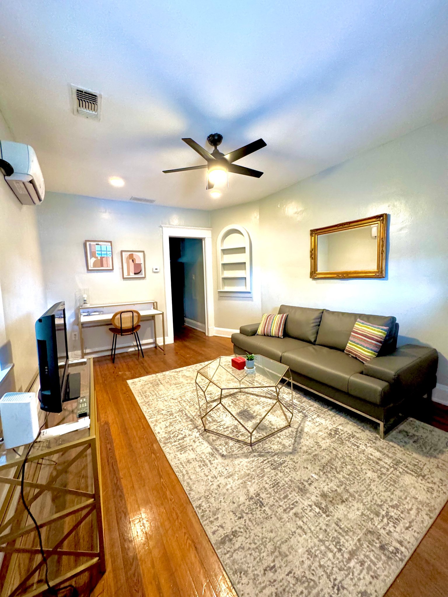 Atlanta Multiplex: 658 Cascade Ave SW